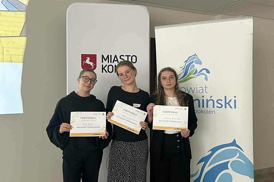 "GIEŁDA POMYSŁÓW - HACKATHON KONIN 2025"