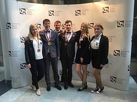   Sukces w Turnieju Debat Oksfordzkic