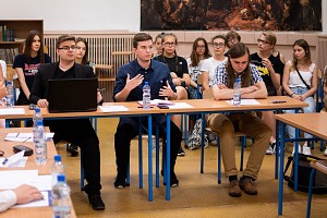 Szkolny Turniej Debat 2
