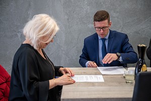 Współpraca z Wydziałem Anglistyki UAM w Poznaniu. 4