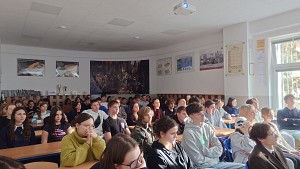 Wykład "Brytyjska mowa tronowa"