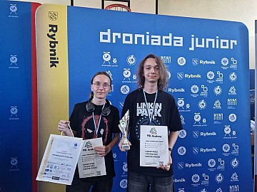 Droniada Junior