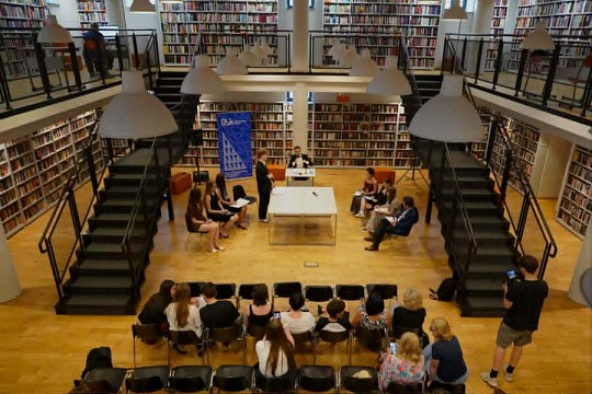 Debata oksfordzka na Festiwalu Filmów - Spotkań NieZwykłych