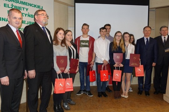 XIII Wielkopolska Olimpiada Wiedzy Konsumenckiej